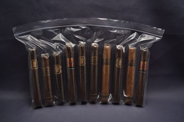 10 Cigar Compartment Bag